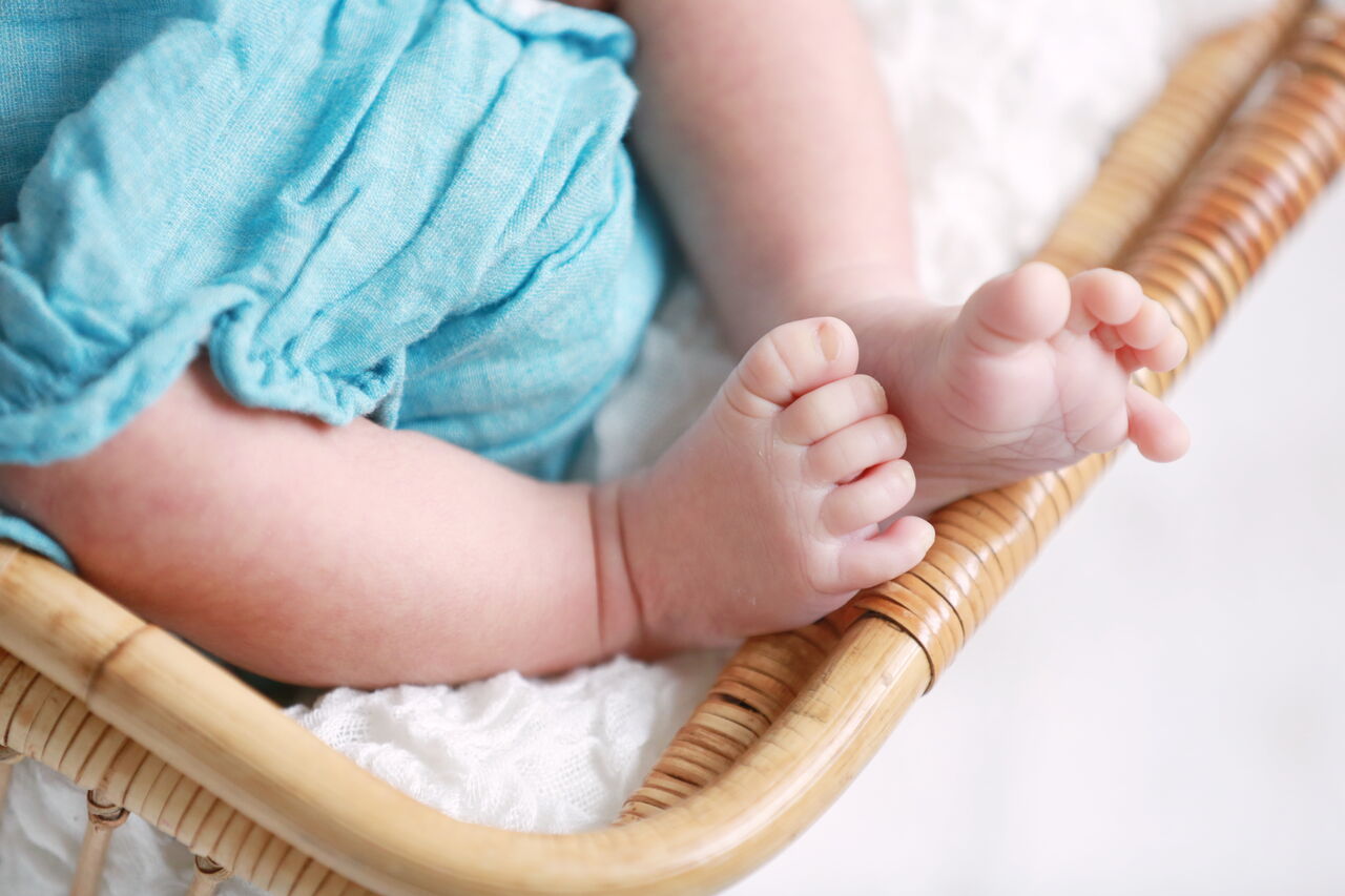 Babyの成長はあっという間 1歳までの変化は写真に残そう 黒木玲理 子供から家族まで自然でおしゃれに残す人生の写真館 ライフスタジオ Babyの成長はあっという間 1歳までの変化は写真に残そう 黒木玲理 子供から家族まで自然でおしゃれに残す人生の写真館 ライフスタジオ