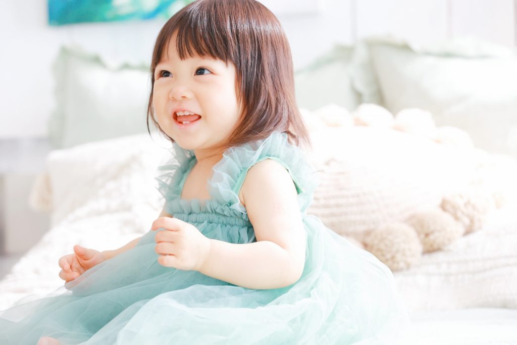 愛知名古屋フォトスタジオ赤ちゃんドレス写真