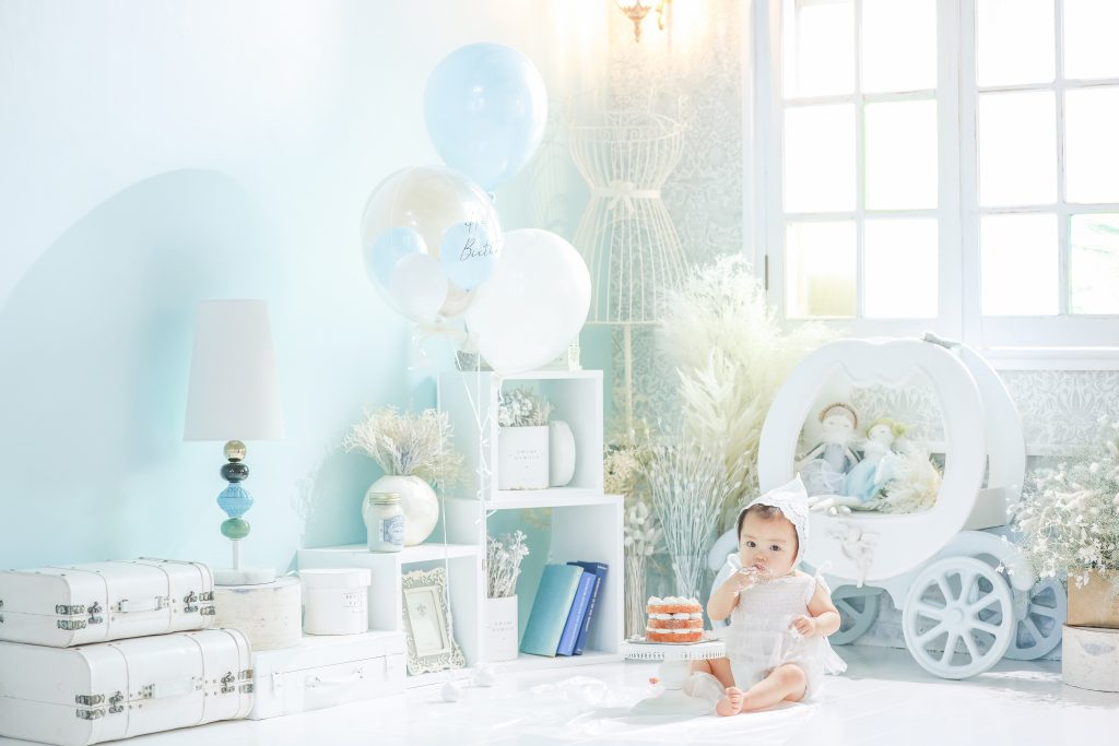 １歳記念に大人気のスマッシュケーキ撮影＆ミルクバス撮影♡両方が叶う｜栃木県小山市にある宇都宮市・栃木市・佐野市・古河市・結城・真岡市・久喜市からも近いライフスタジオ小山店